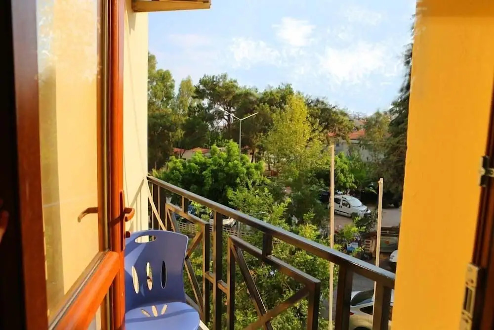 Ugur Hotel