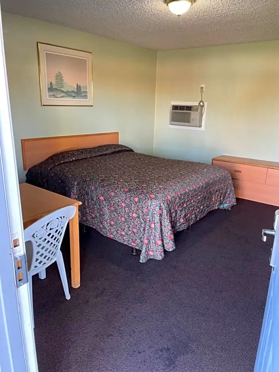 RAMONA MOTEL