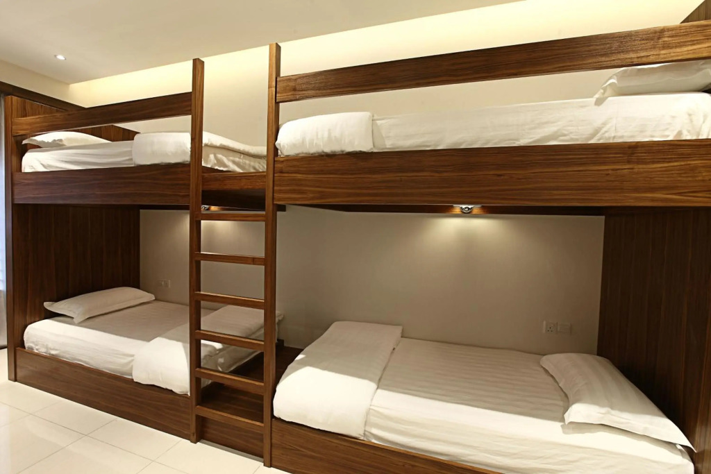 Sri Enstek Hotel - KLIA