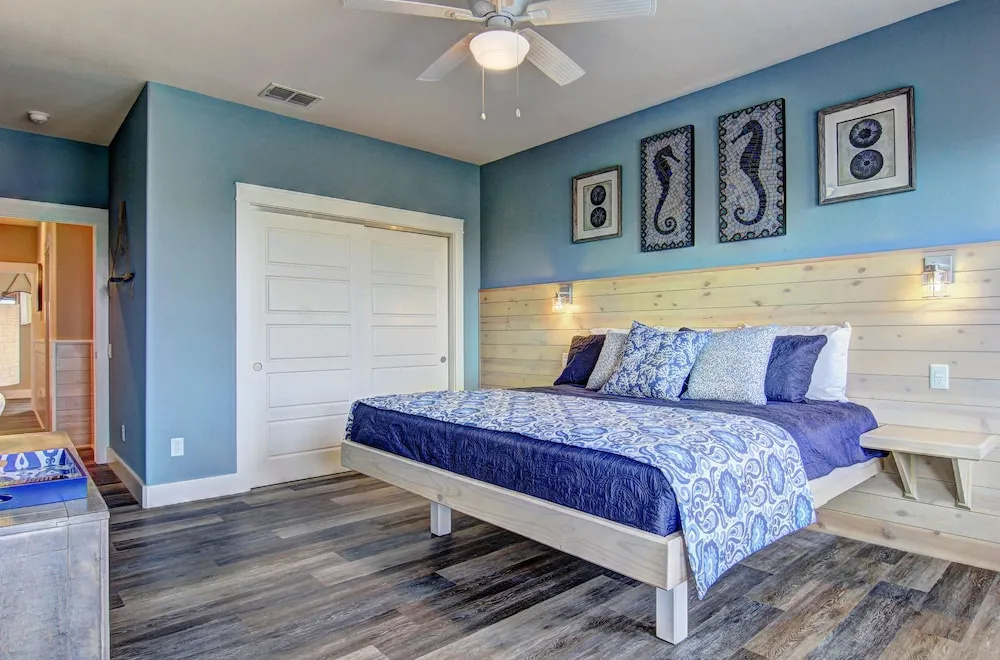 With A Splash Vw60 4 Bedrooms 4.5 Bathrooms Home