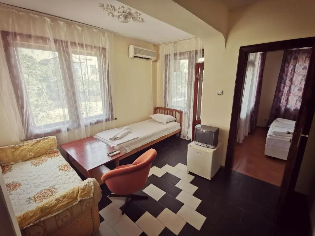 Hotel VALDI