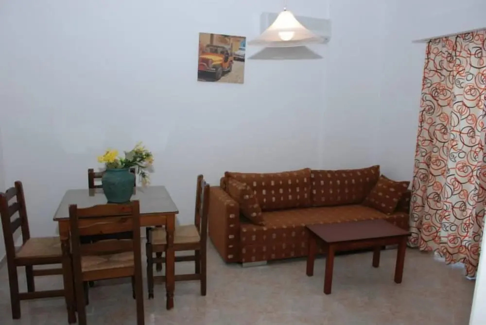Amarylis Beachfront Studios