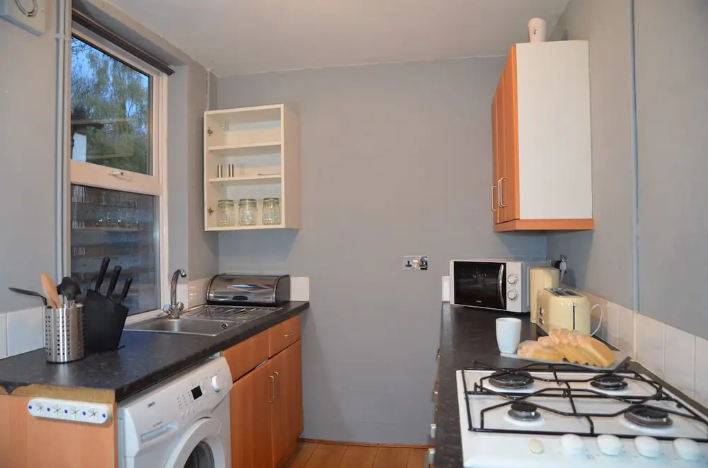 People Boxes Apartments - 38 Ridgway