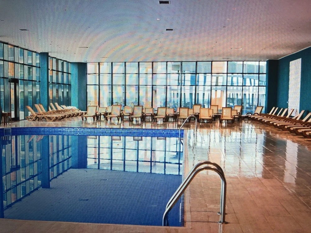 Hotel 36 - ORBI Beach Tower Batumi