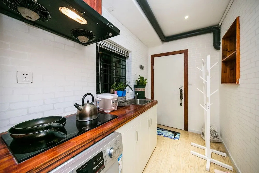 No.5 Chinese Vintage House