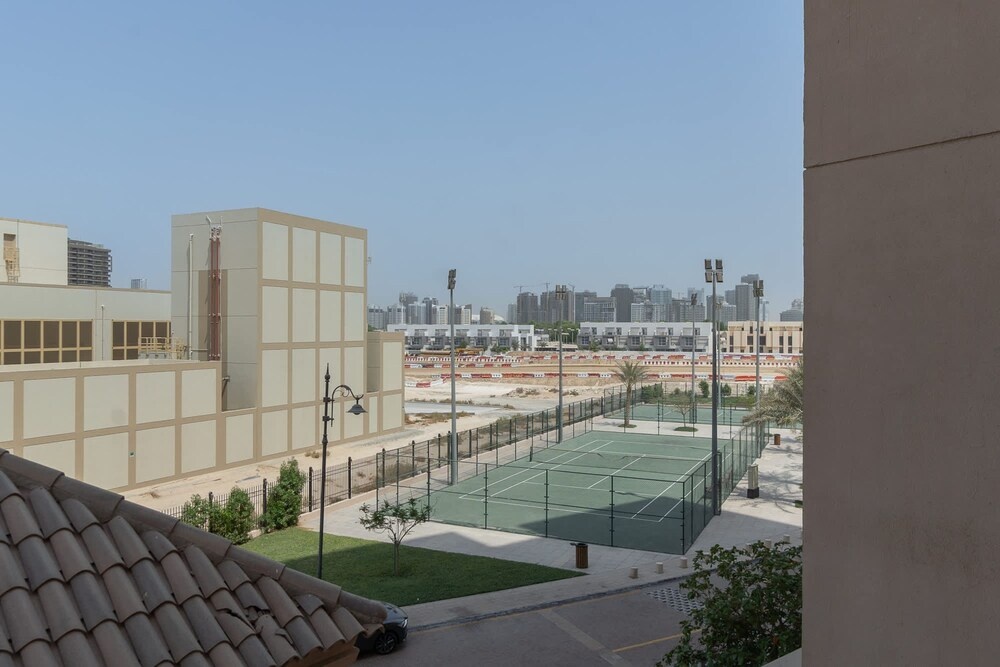 Jumeirah Golf Estates Sleeps 2 With Balcony Views