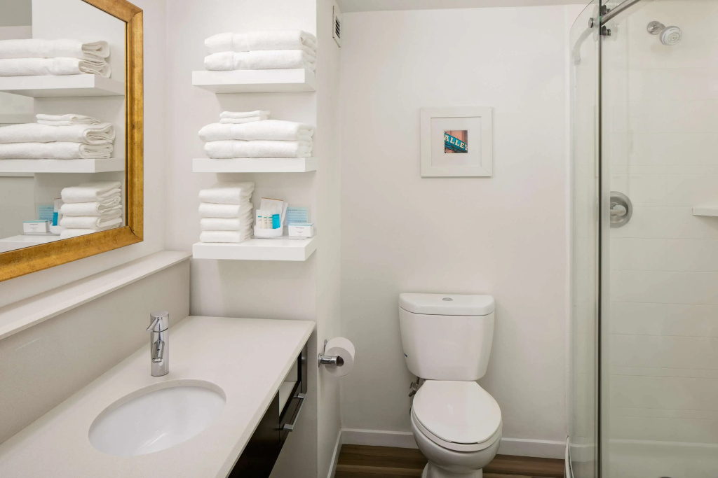Hampton Inn & Suites Nashville-Airport