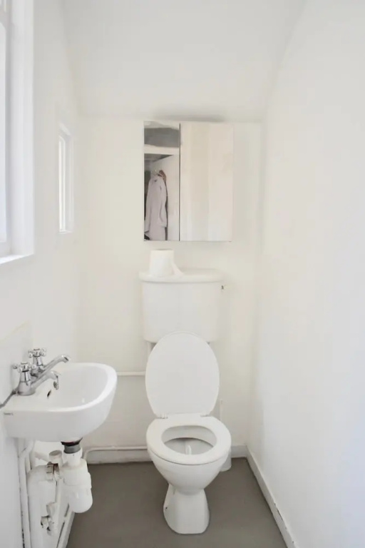 1 Bedroom Apartment Close to Seafront
