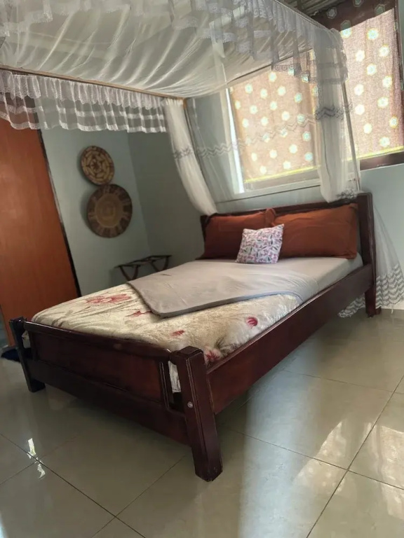 Missions Cafe & Guesthouse