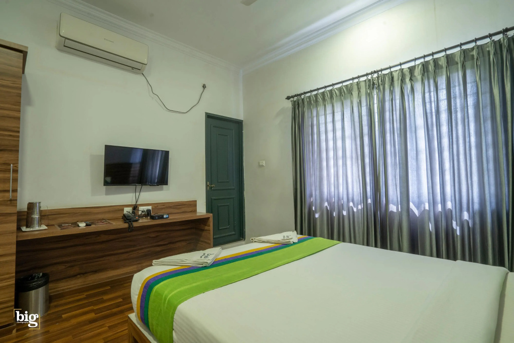 Royal Service Apartmentts
