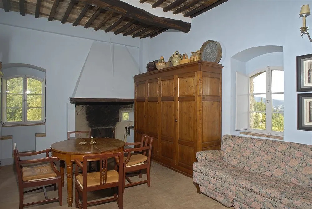 Castello Del Poggiarello Di Stigliano