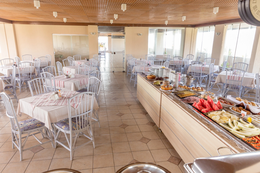 Xenius Hotel