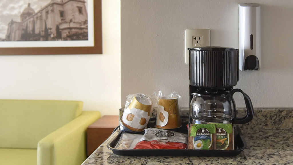 Holiday Inn Express and Suites Celaya by IHG