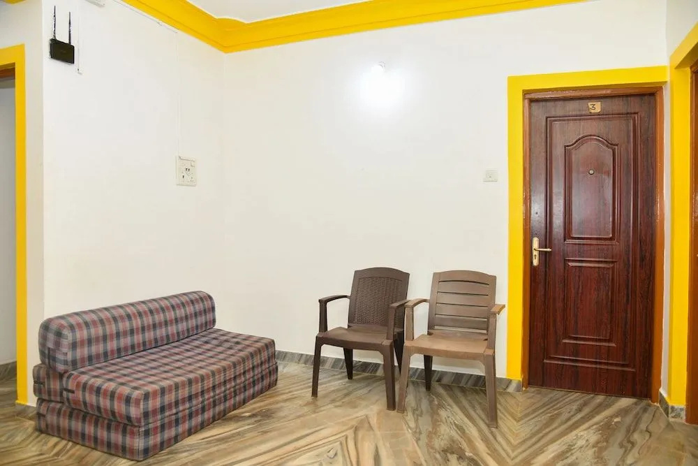 Oyo 29697 Glory Lazfina Guest House