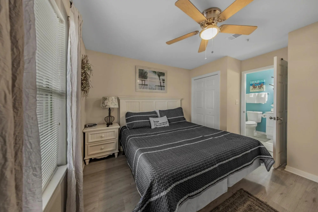 Ground floor condo walking distance to the Beach