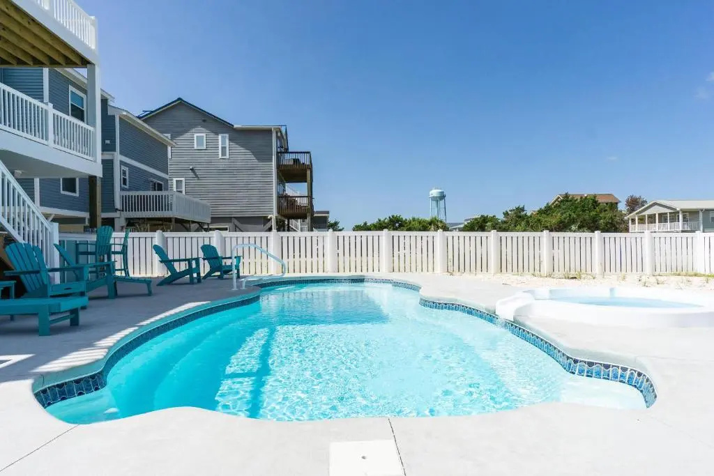 Wait N Sea by Oak Island Accommodations