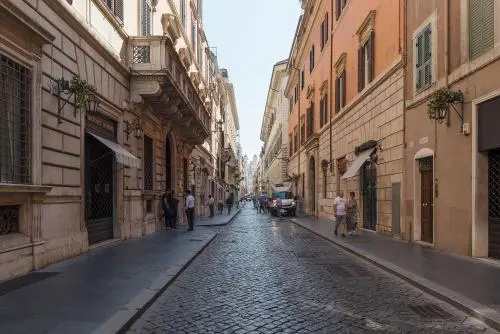 Rsh Fontanella Borghese Apartments