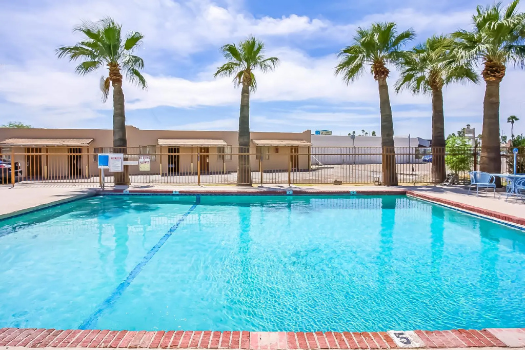 OYO Hotel Yuma AZ - I-8 US-95