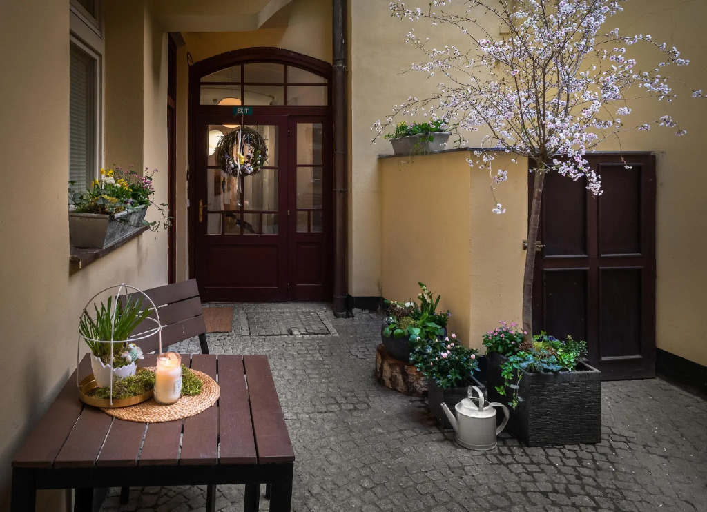 4 Elements Apartments