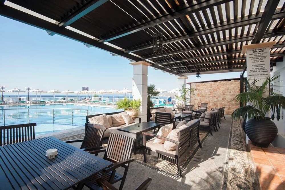 Coralli Beachfront