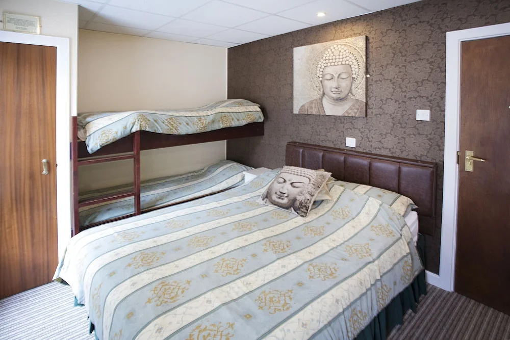 Pearl Hotel