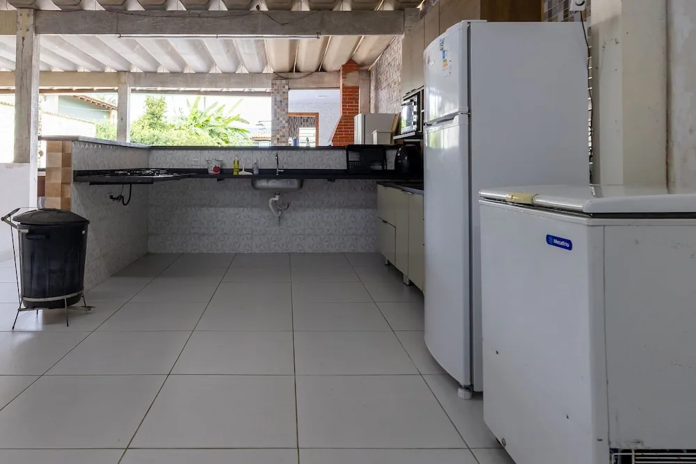 Casa  piscina a 180m da Praia Boraceia