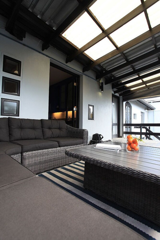 Urban Oasis at Windburg Suites