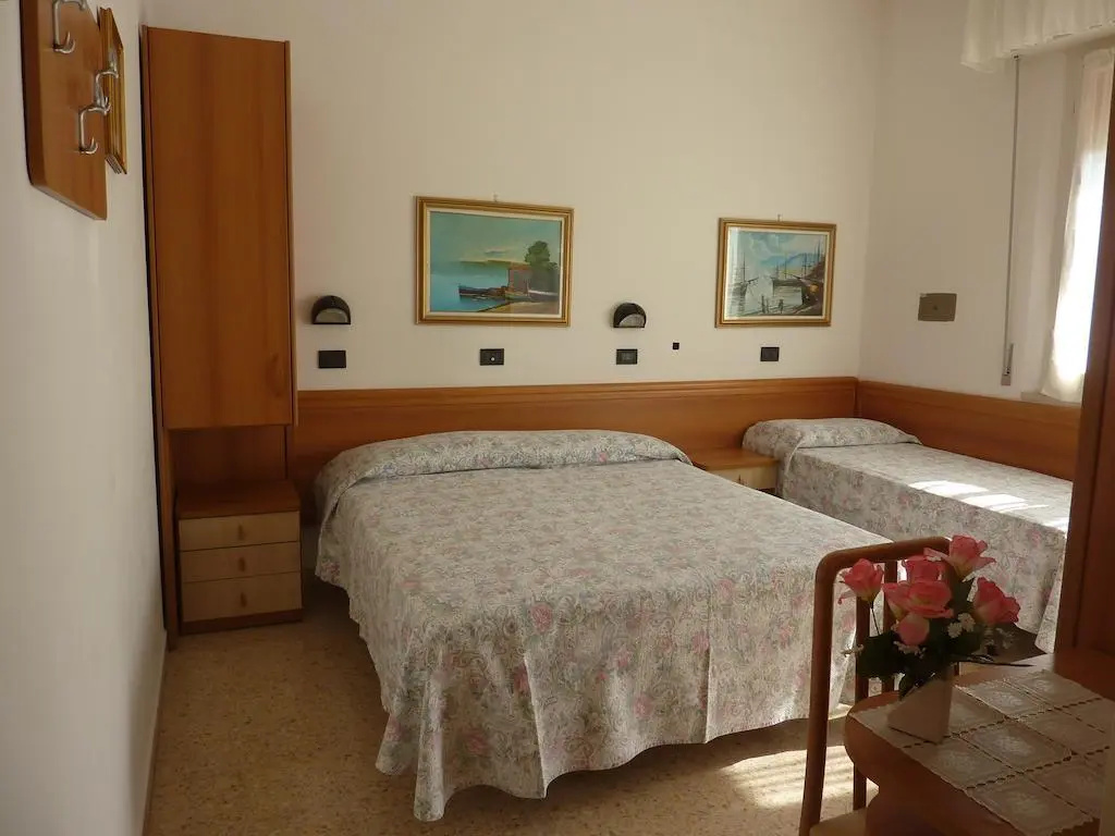 Hotel Trianon