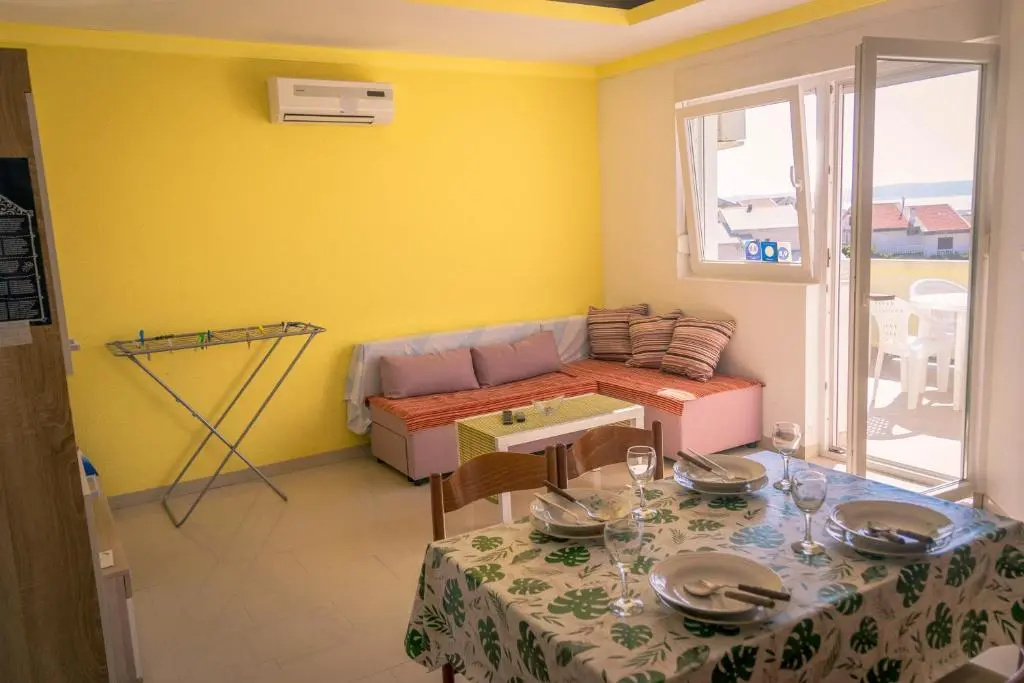 Apartment Elza