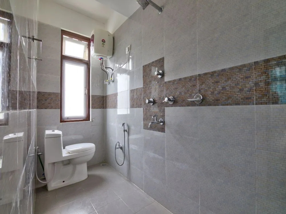 OYO 13466 Hotel Indrakil