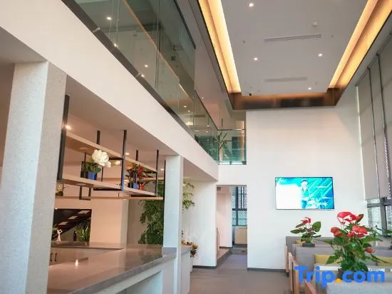 Luzhou Sky City Hotel