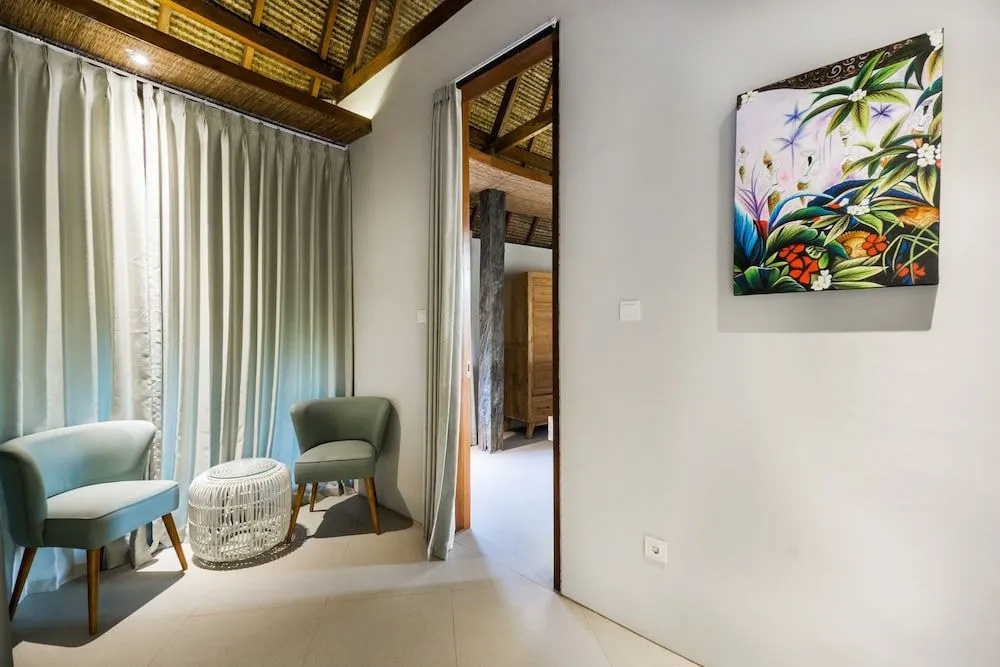 C-View Villas