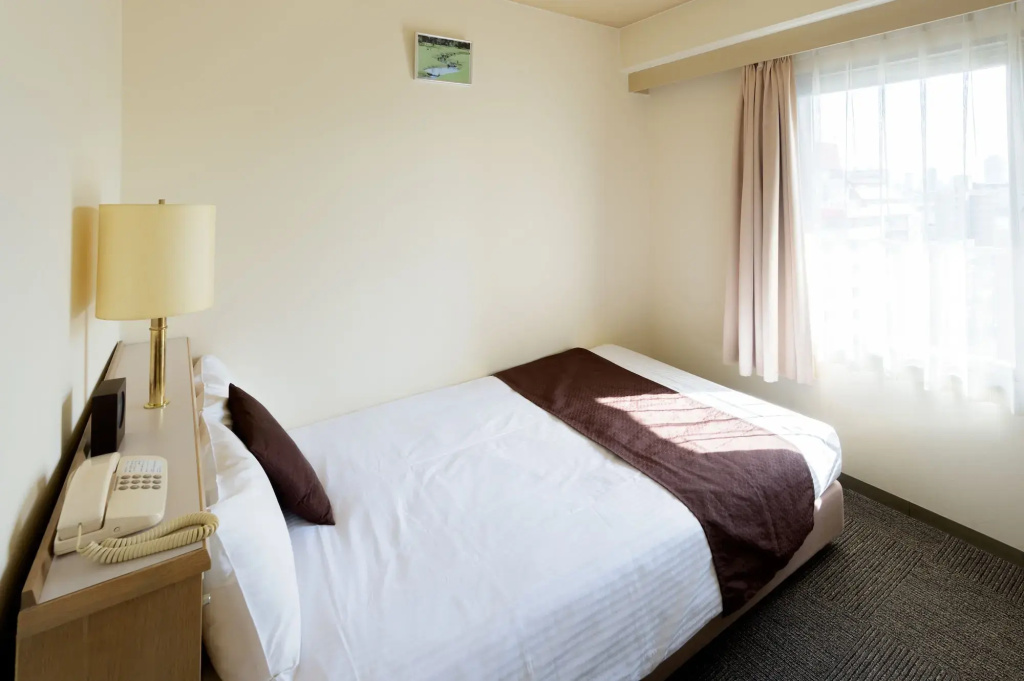 Shin-Osaka Sunny Stone Hotel