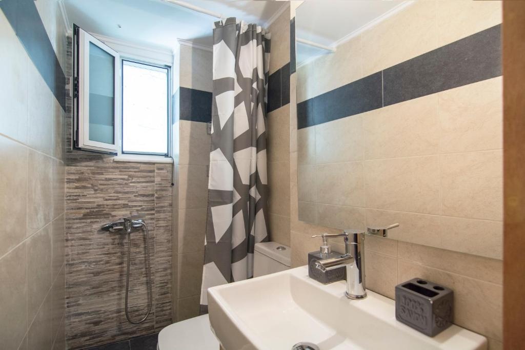 Comfy 1BD apt next to the Court of Athens