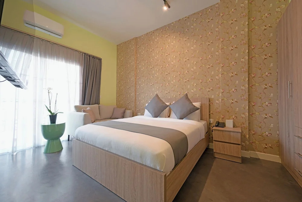 Comfy apart hotel