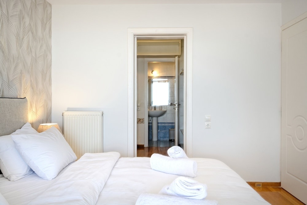 Triplex Villa Gardenia Glyfada sea view