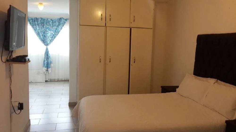 Bogadi B&B