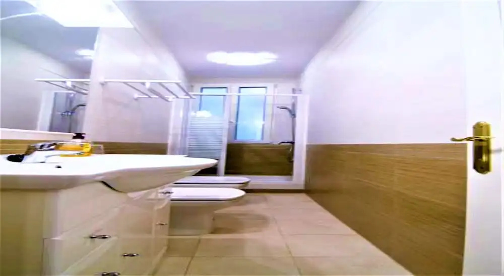 MC YOLO Apartamento Ronda Atocha