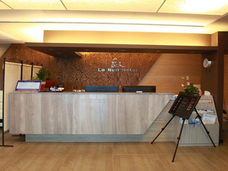 La Nuit Hotel