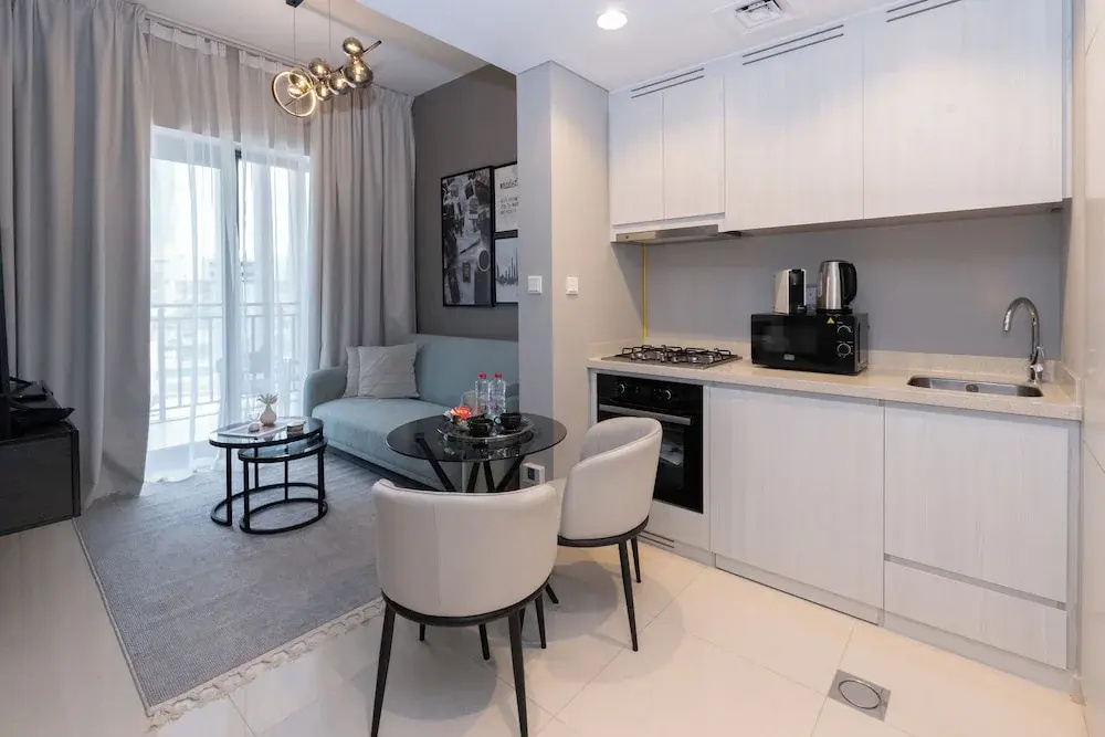 Chic 1BR Retreat in Business Bay
