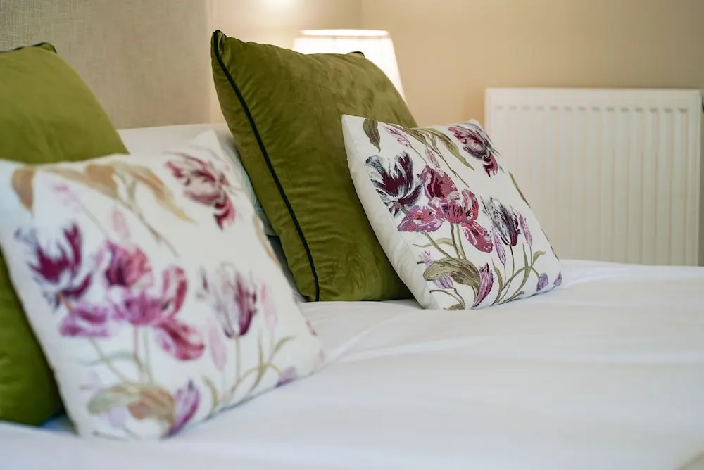 Great Ashley Farm Bed and Breakfast & Shepherds Huts