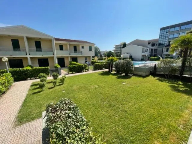 Apartament With Swimming Pool