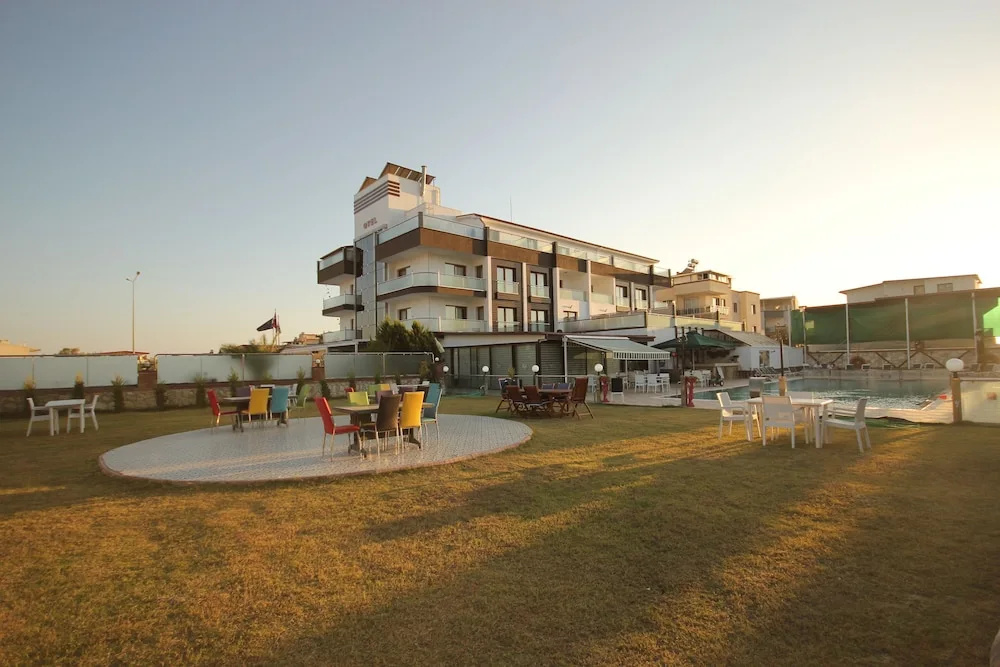 Alptekin Otel