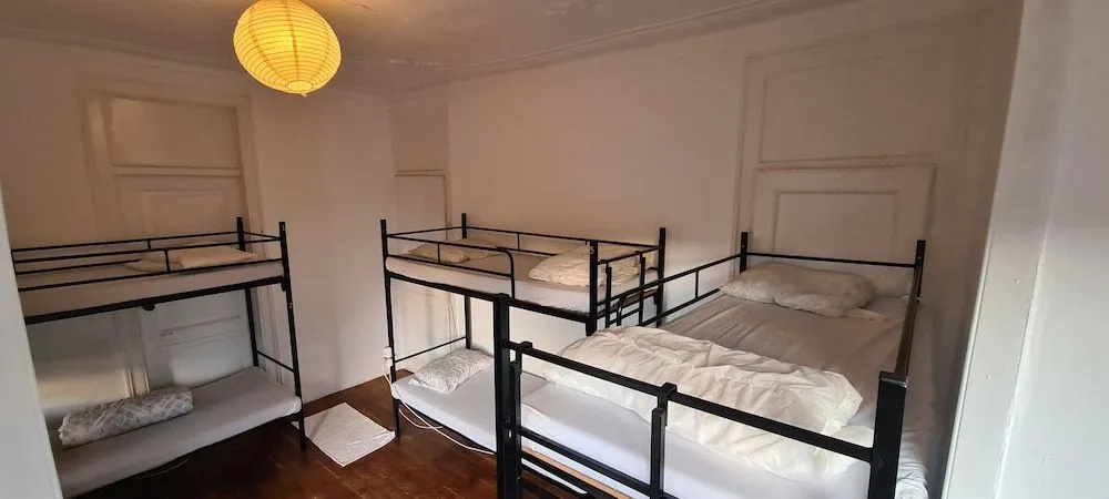 Bagetti hostel only for girls