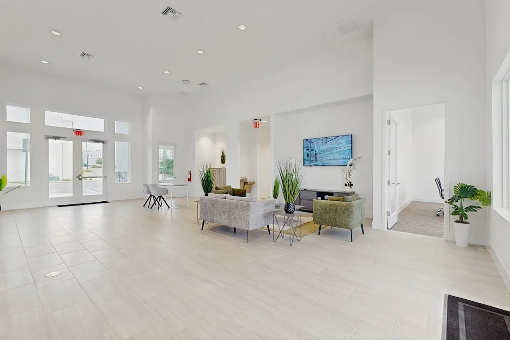 Dog-friendly Radiant & Modern Townhome With Private Pool, Patio, AC, & W/D