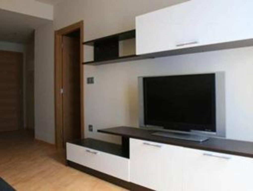 Wave Apartments