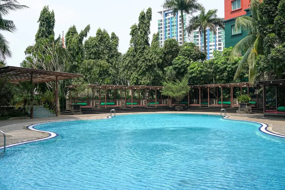 Elegant and Homey 1BR Nuansa Hijau Apartment Pondok Indah