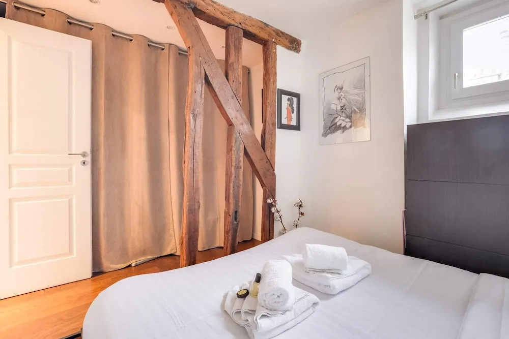 Nice and Cozy Apartment Hotel de Ville