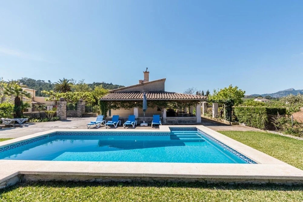Villa - 2 Bedrooms with Pool and WiFi - 103151