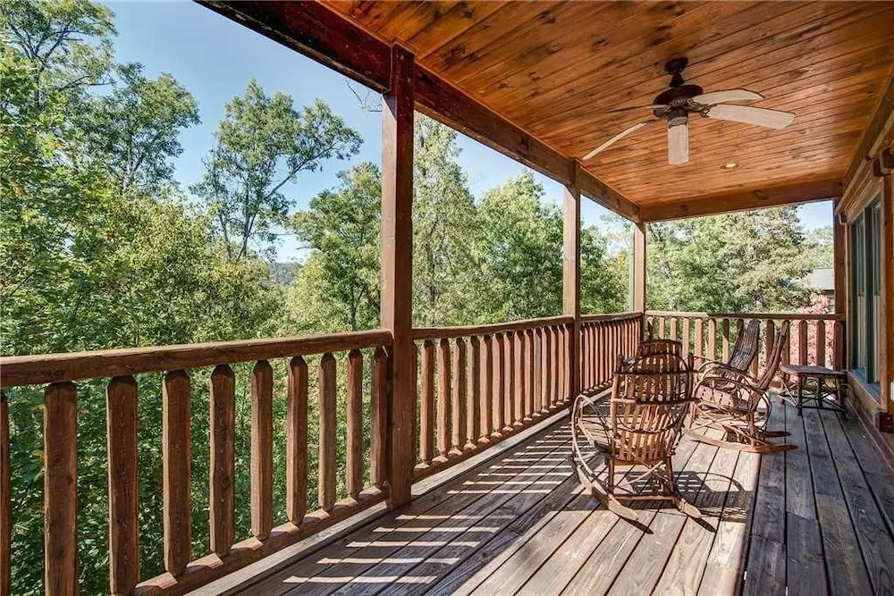 Alpine Nights 3 Bedroom Home with Hot Tub